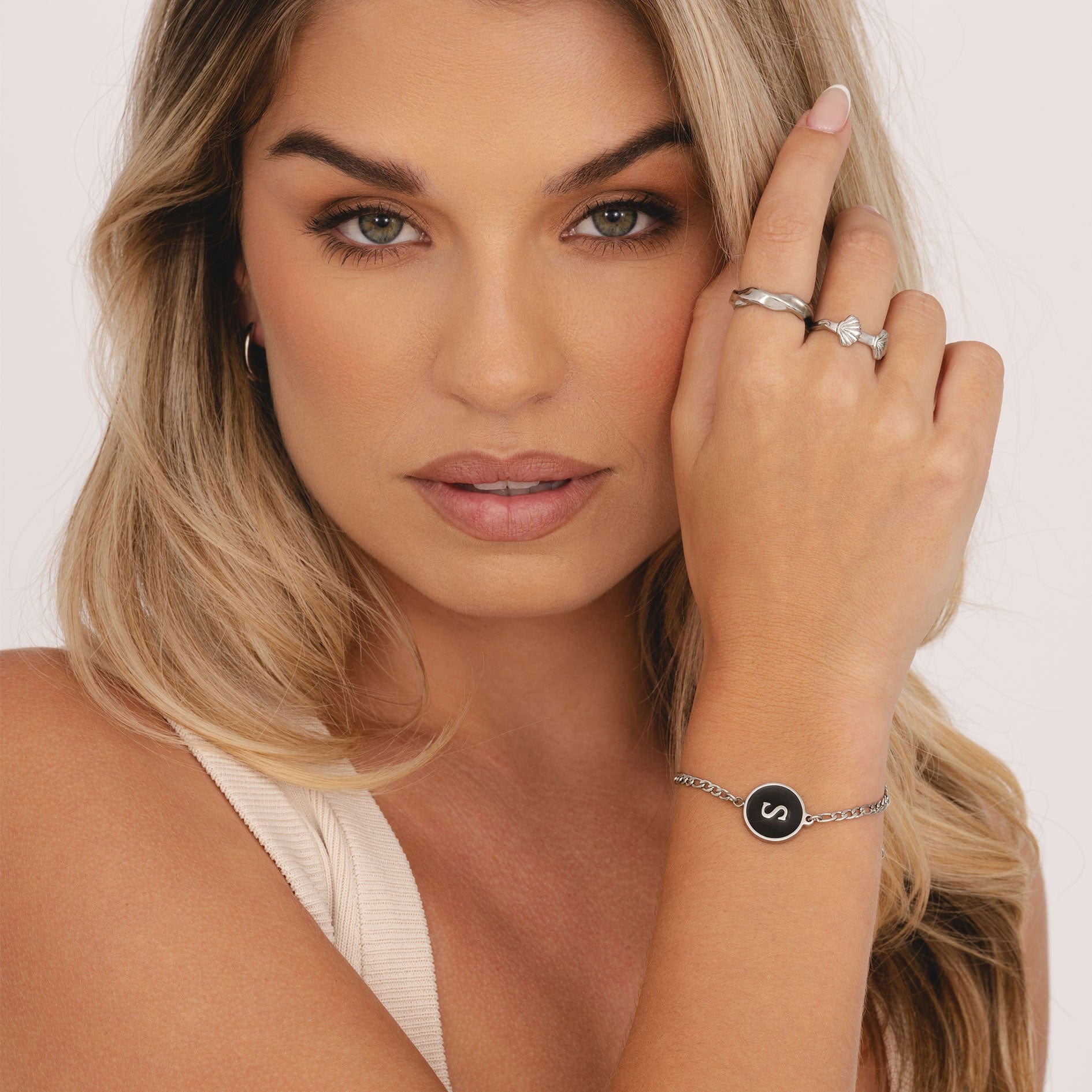 Shelly Ring