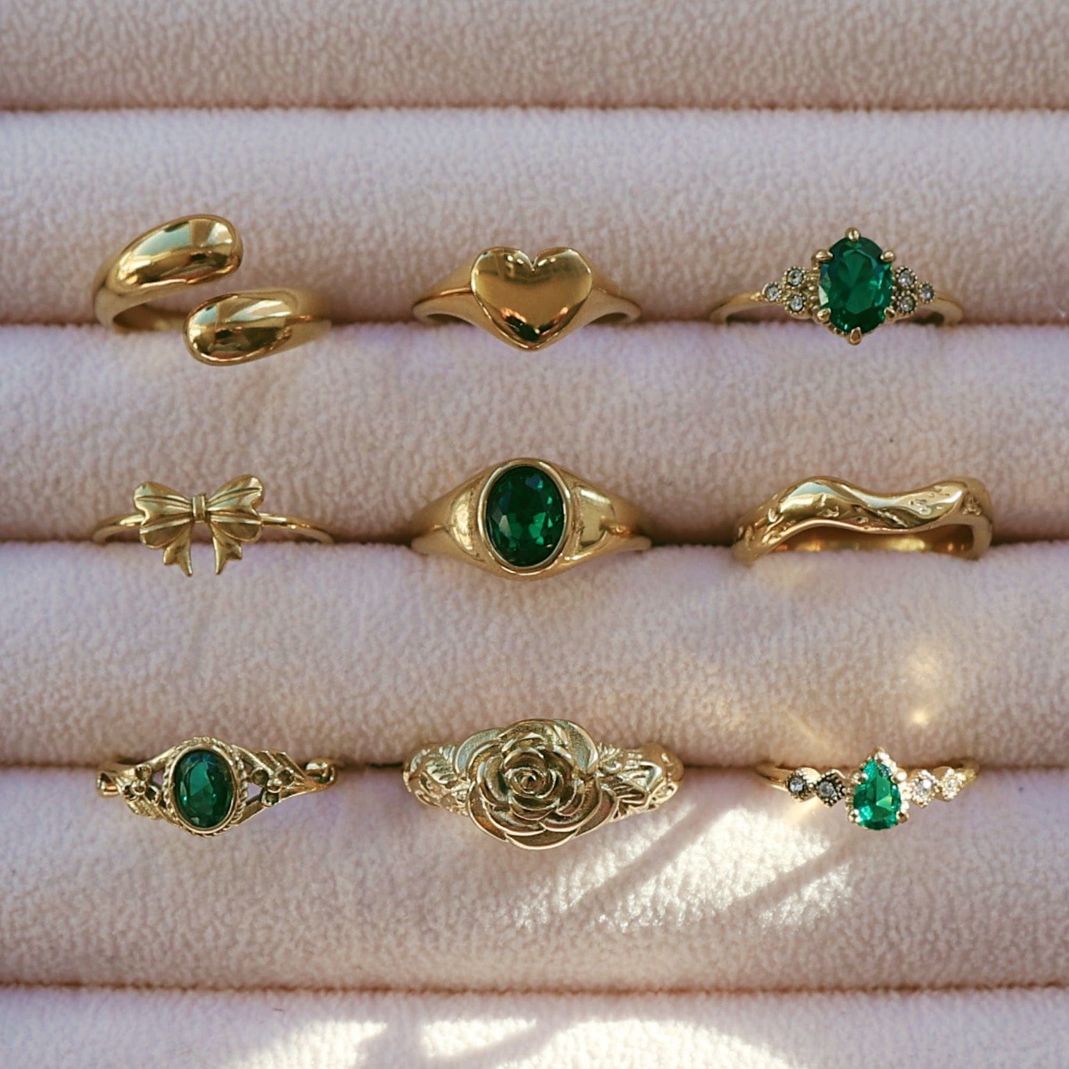 Emma Bow Ring