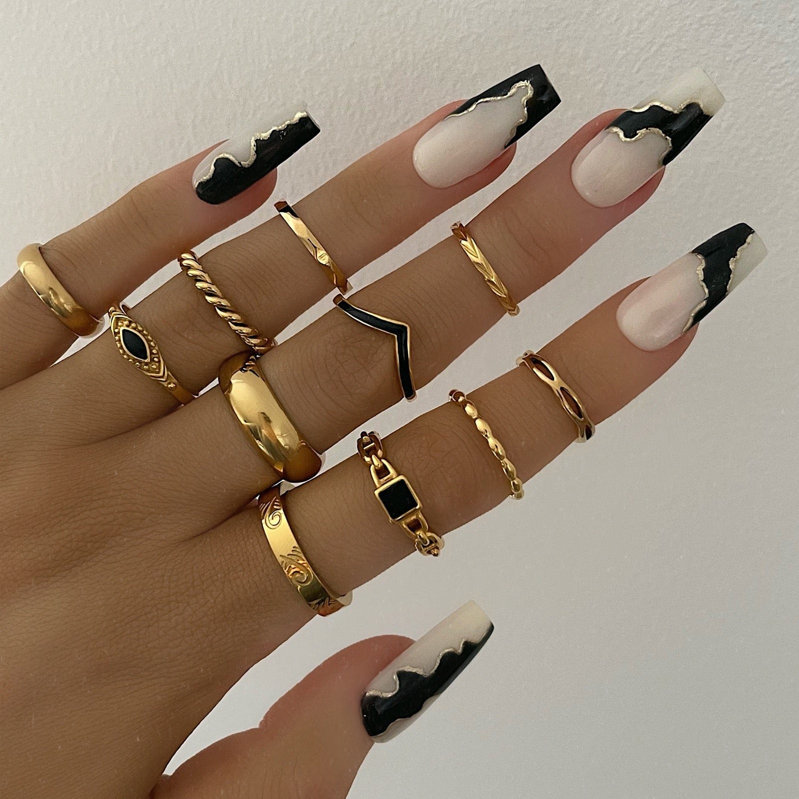 Ebony Ring
