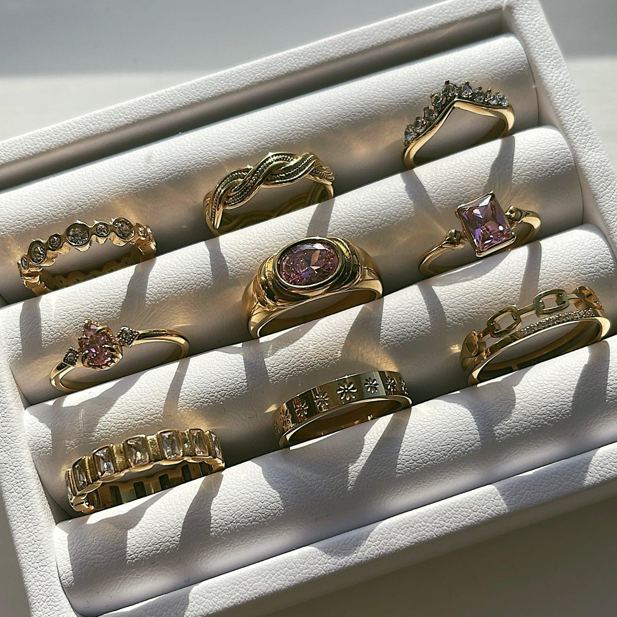 Faye Ring