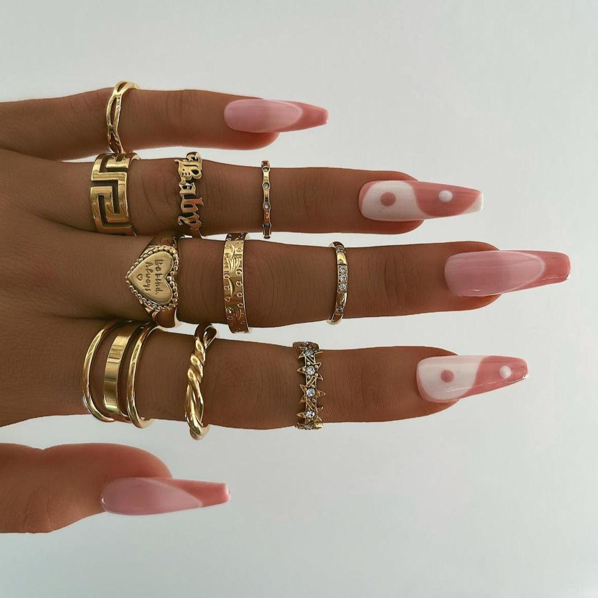 Hypnotise Ring