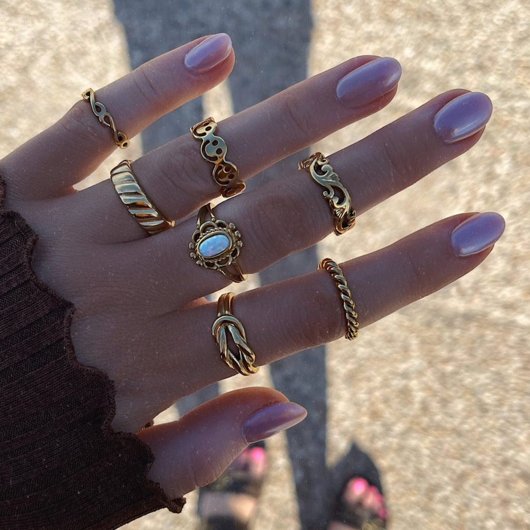 Intertwined Ring