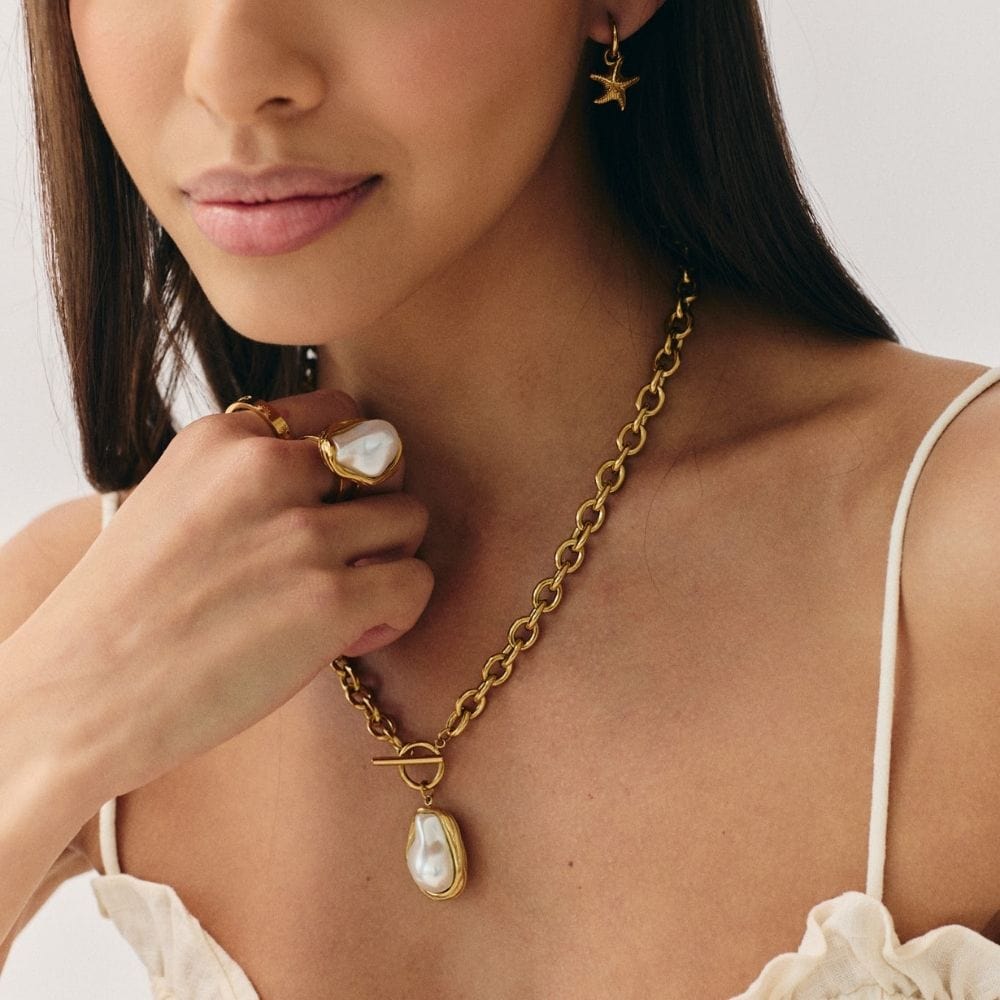 Laurel Pearl Ring